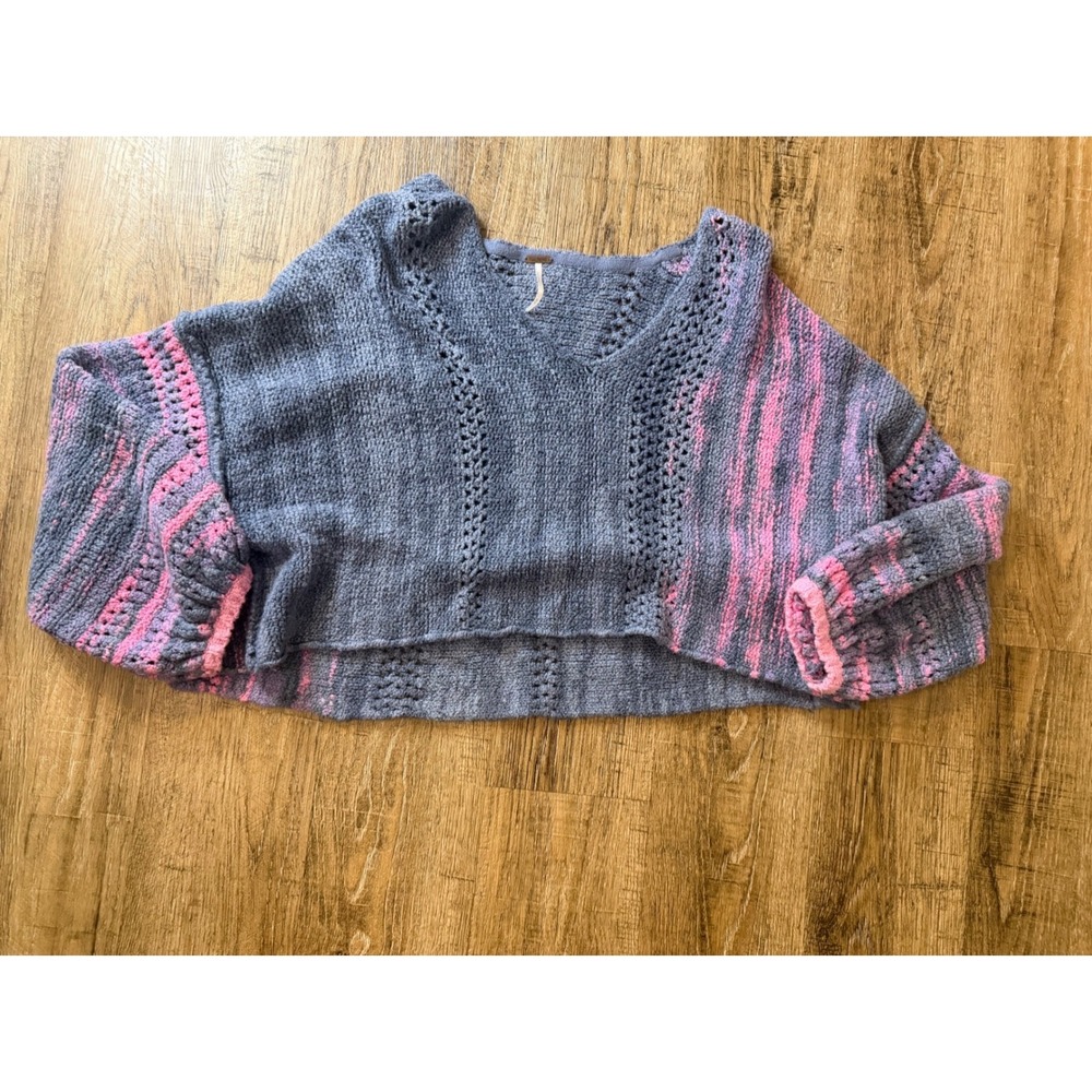 Free People Blue Pink Space Dye Knit V-Neck Cropped Sweater Size M